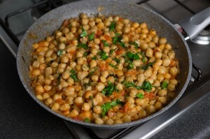 Preparazione Ceci in umido allo zenzero - Fase 3
