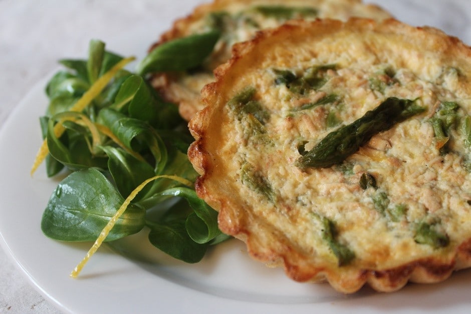 Quiche di asparagi in crosta di patate ricetta