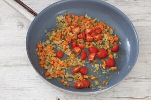 Preparazione Farfalle al salmone - Fase 2