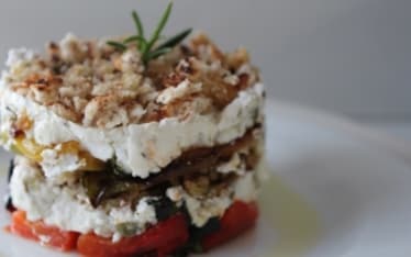 Peperoni, robiola e pane al rosmarino