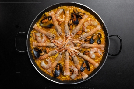 Preparazione Paella di pesce - Fase 7 Preparazione Paella di pesce - Fase 7