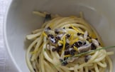 Spaghetto con sarde marinate e cacao
