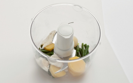 Preparazione Crema di patate, fagiolini e platessa - Fase 2 Preparazione Crema di patate, fagiolini e platessa - Fase 2
