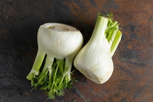 Preparazione Insalata di finocchi, arance e noci - Fase 1