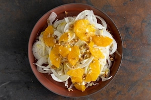 Preparazione Insalata di finocchi, arance e noci - Fase 3