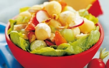 Insalata di pollo e formaggio