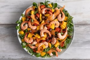 Preparazione Insalata di gamberi e mango - Fase 4