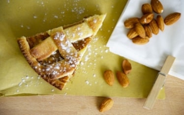 Crostata alle pere e mandorle