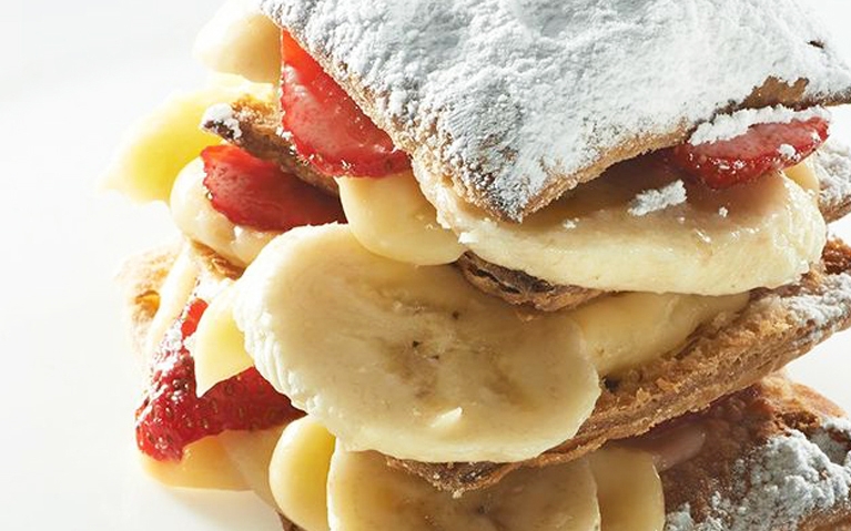 Millefoglie, fragole e banana Millefoglie, fragole e banana