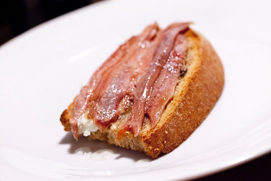 Pane, burro, acciughe ricetta