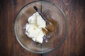 Preparazione Biscotti al caffè con cioccolato bianco - Fase 1