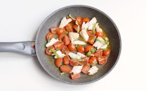 Preparazione Scialatielli, merluzzo, pomodorini e basilico - Fase 2