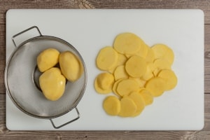 Preparazione Sformato di patate e fontina - Fase 1