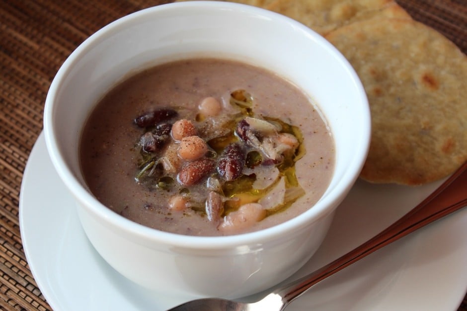 Zuppa di legumi e finocchio ricetta