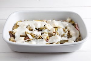 Preparazione Lasagne ai carciofi, taleggio e pancetta arrotolata - Fase 3