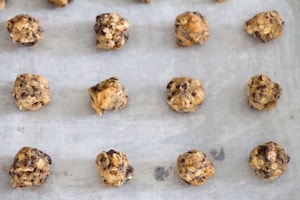 Preparazione Biscotti ai fiocchi d'avena con cioccolato e ananas - Fase 4