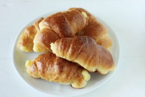 Preparazione Brioche alla crema - Fase 10