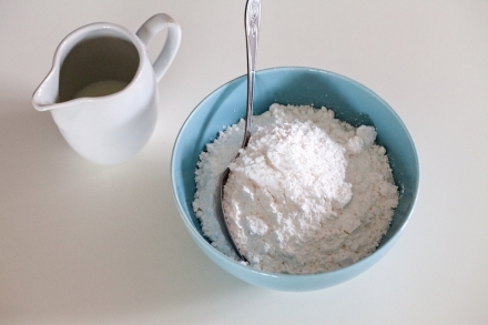 Preparazione Ciambella soffice con mandorle pralinate - Fase 6 Preparazione Ciambella soffice con mandorle pralinate - Fase 6