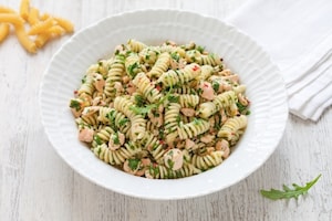 Preparazione Fusilli, rucola, salmone e zenzero - Fase 3