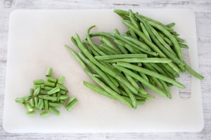 Preparazione Maccheroni e fagiolini con salsa maionese al curry - Fase 1