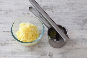 Preparazione Pane dolce di patate al cioccolato - Fase 1