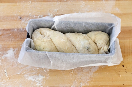 Preparazione Pane dolce di patate al cioccolato - Fase 5 Preparazione Pane dolce di patate al cioccolato - Fase 5
