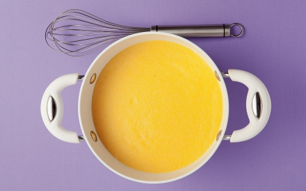 Preparazione Pizza di polenta - Fase 1 Preparazione Pizza di polenta - Fase 1