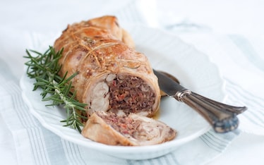 Rotolo di coniglio al radicchio e speck