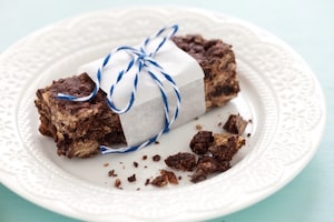 Preparazione Barrette ai cereali con cioccolato e uva passa - Fase 5
