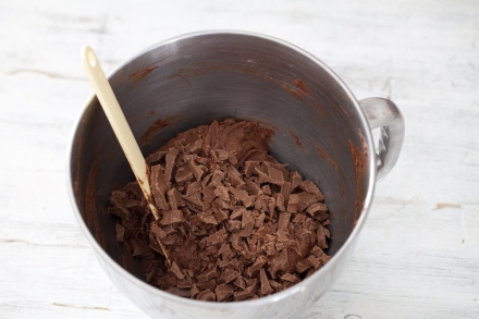 Preparazione Torta glassata al gianduia - Fase 3 Preparazione Torta glassata al gianduia - Fase 3