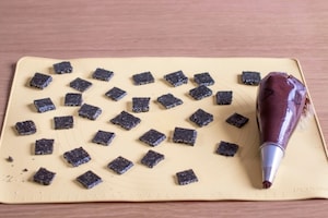 Preparazione Cioccolatini fondenti con ganache al sesamo - Fase 4