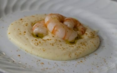 Gamberi e purè di cavolfiore 
