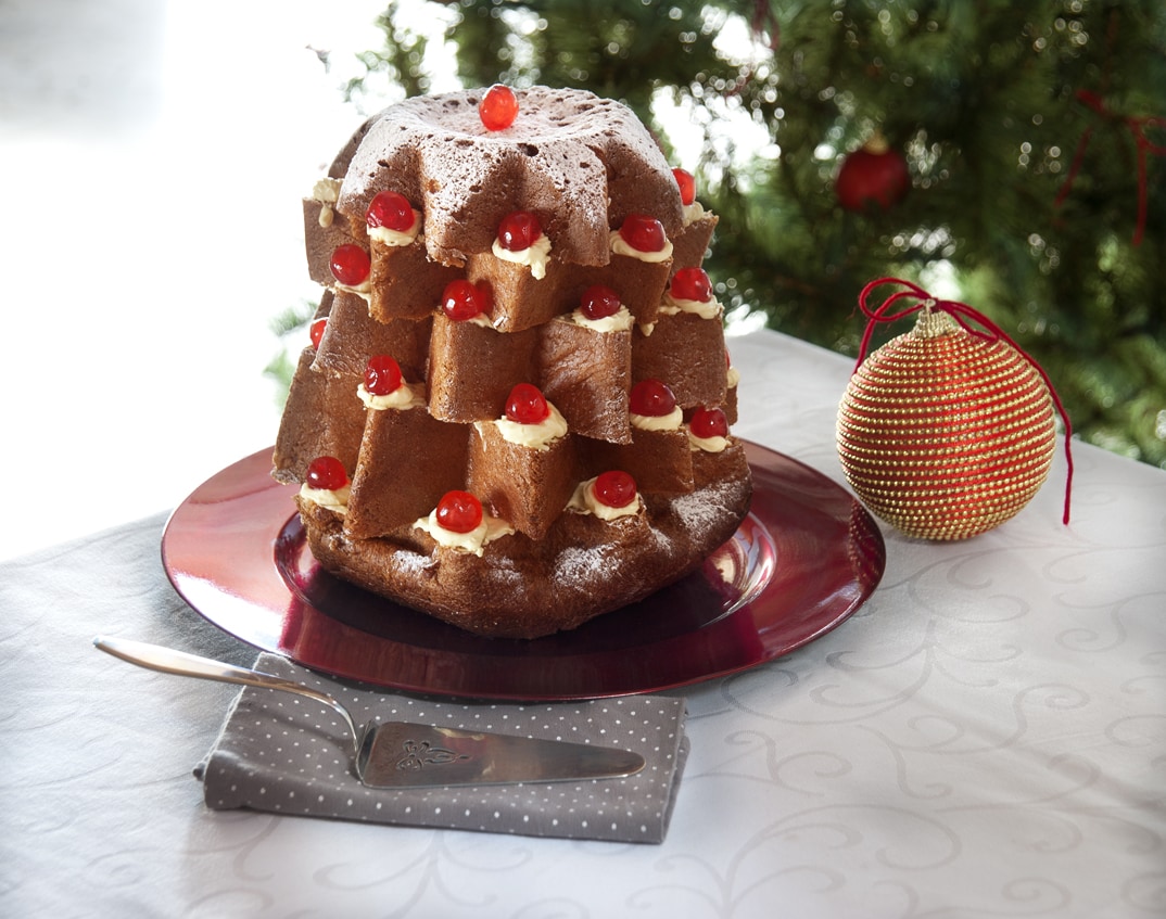 Pandoro alla crema Chantilly ricetta