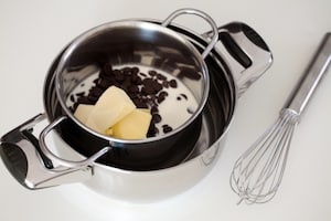 Preparazione Torta al cioccolato con crema di ricotta - Fase 5