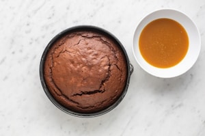 Preparazione Torta al cioccolato e noci  - Fase 4