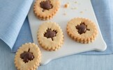Biscotti alla crema di nocciole e cioccolato