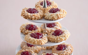 Bocconcini con mandorle e marmellata di ribes