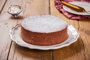 Preparazione Caprese alle nocciole - Fase 4