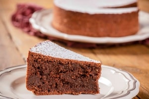 Preparazione Caprese alle nocciole - Fase 4