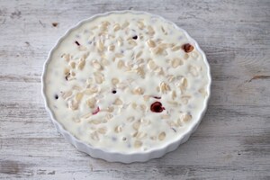 Preparazione Clafoutis di ciliegie alle mandorle e cannella - Fase 4