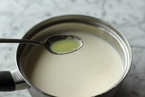 Preparazione Creme brulee allo zenzero - Fase 1