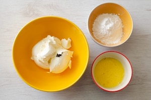 Preparazione Crostata al cacao con pere e crema di formaggio - Fase 2