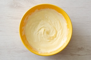 Preparazione Crostata al cacao con pere e crema di formaggio - Fase 2