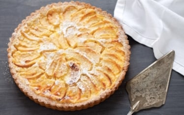 Crostata di mele con crema