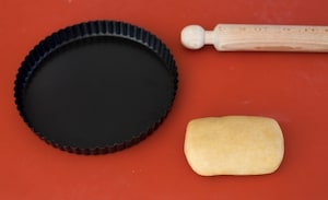 Preparazione Crostata di mele con crema - Fase 1