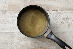 Preparazione Crostata al miele e pane - Fase 1