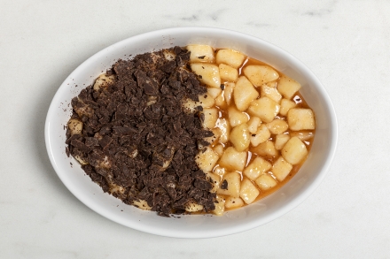 Preparazione Crumble di pere e cioccolato - Fase 3 Preparazione Crumble di pere e cioccolato - Fase 3