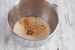 Preparazione Dolce morbido di castagne e cioccolato - Fase 3