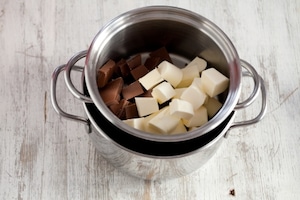 Preparazione Dolce morbido di castagne e cioccolato - Fase 2