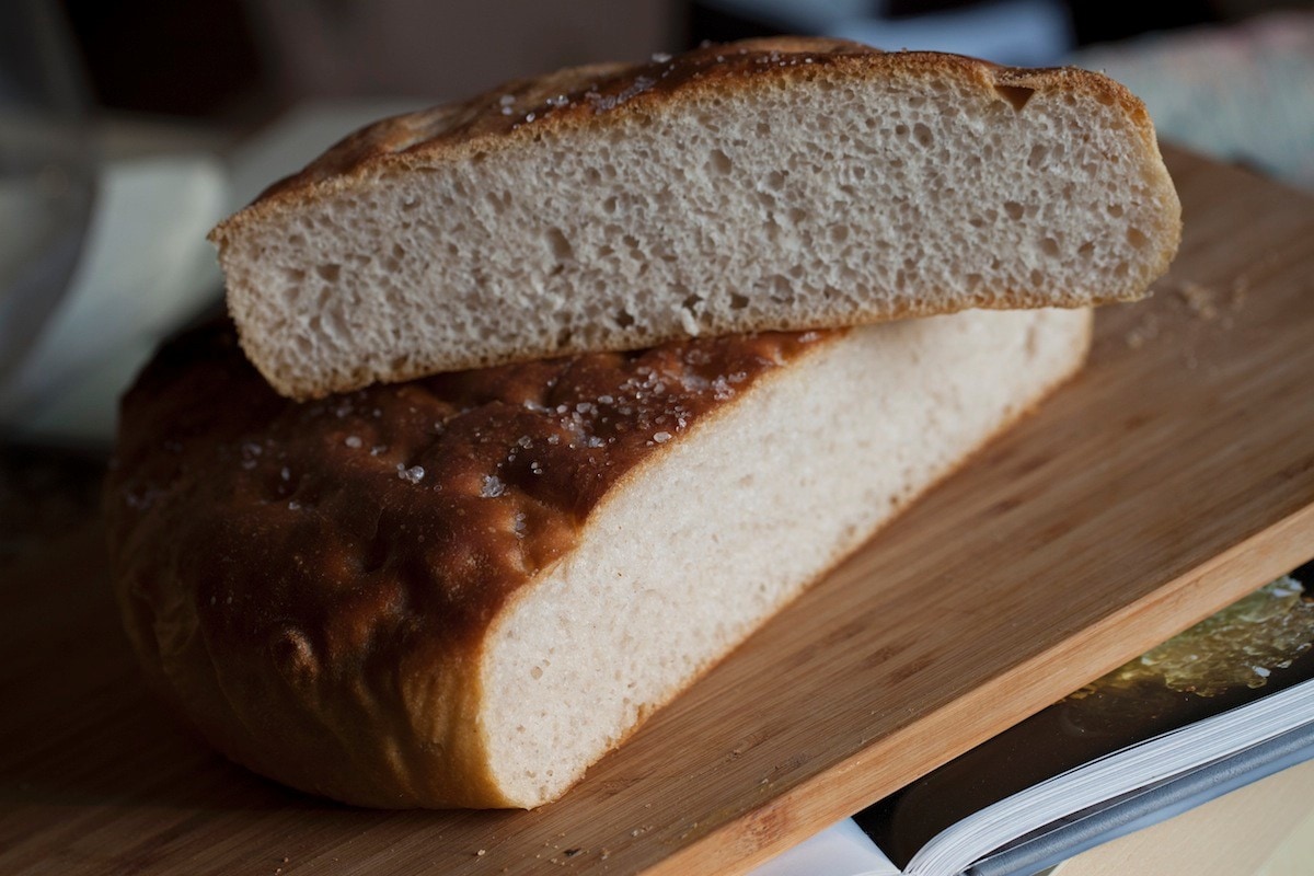 Focaccia bianca con Lievito Madre ricetta